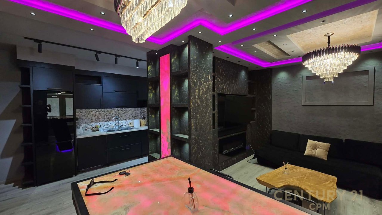 Shitet apartament 2+1+2 Ne Astir