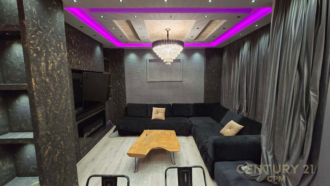 Shitet apartament 2+1+2 Ne Astir