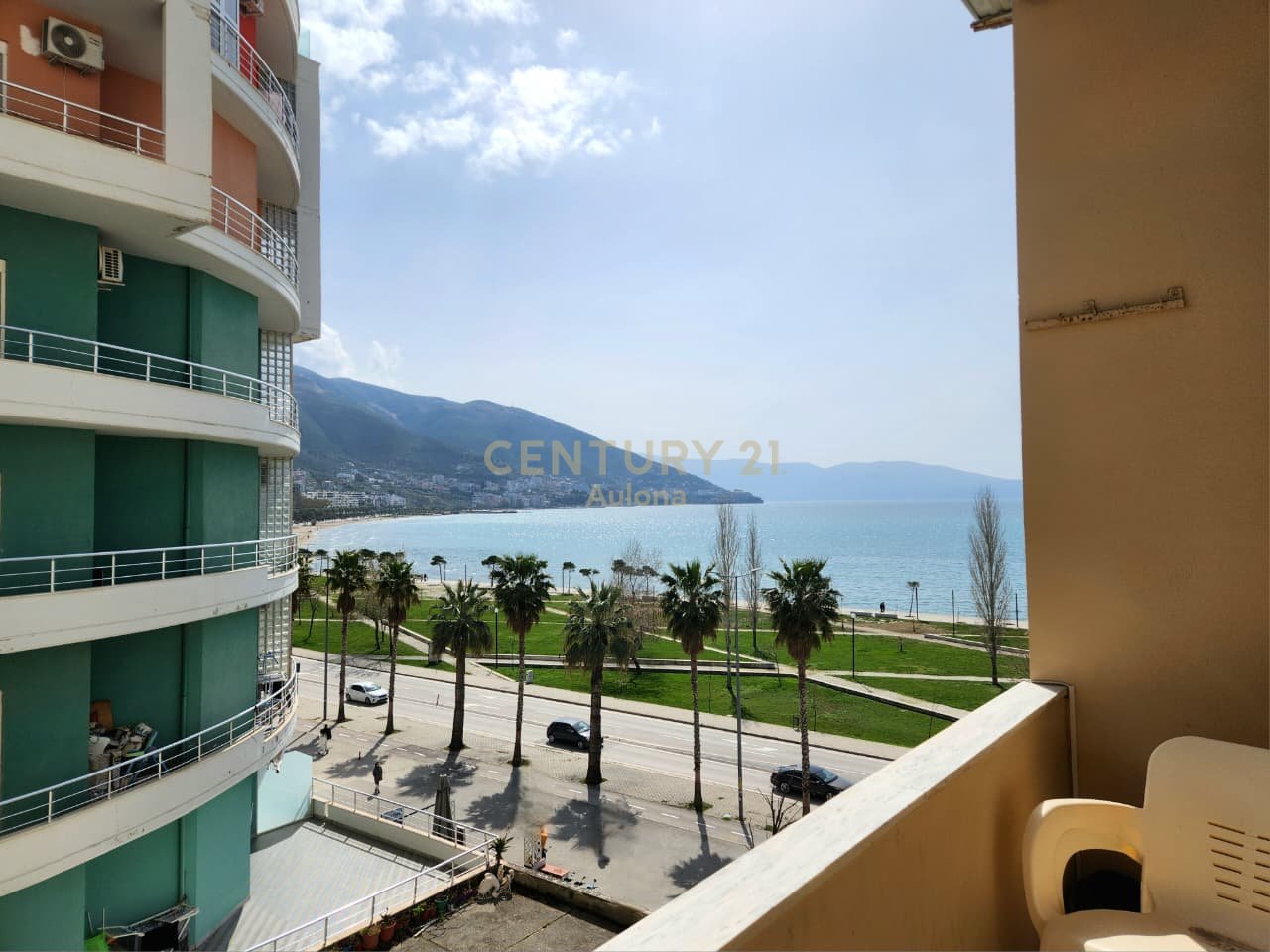 Apartament 1+1 me Pamje nga Deti në Lungomare 1, Vlorë