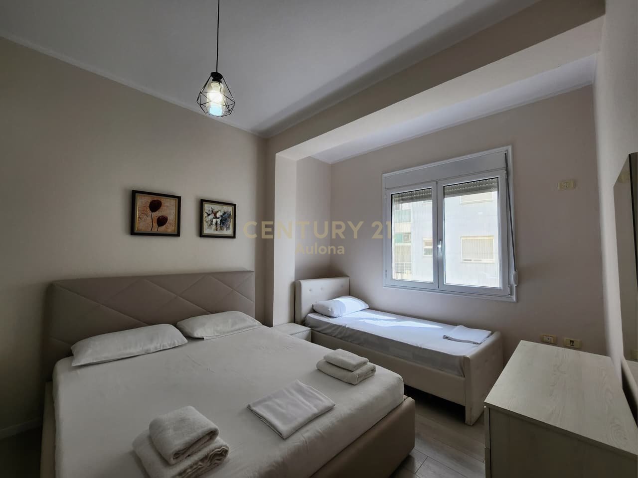 Apartament 1+1 me Pamje nga Deti në Lungomare 1, Vlorë