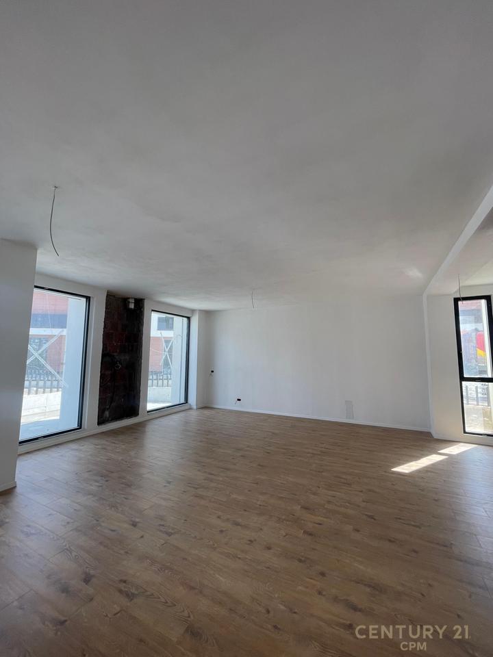 Apartament Modern 2+1+2 në Rezidencën Tulipan, Mjull - Bathore