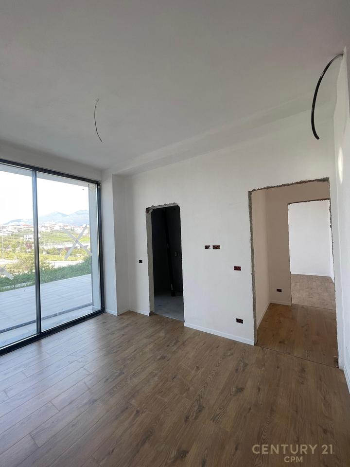 Apartament Modern 2+1+2 në Rezidencën Tulipan, Mjull - Bathore
