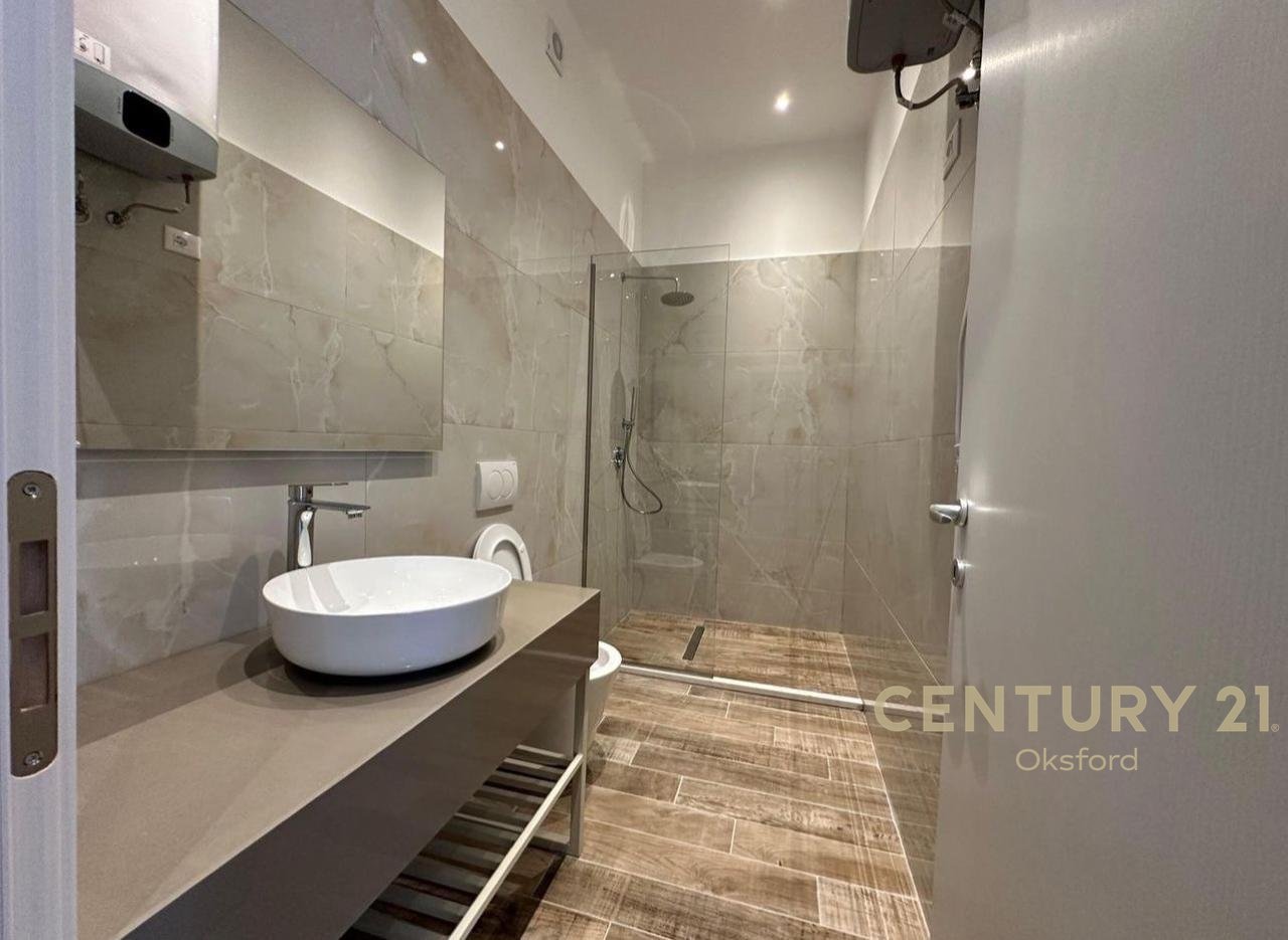 Apartament Modern 1+1 për Shitje në Golem – Kompleksi Freskia