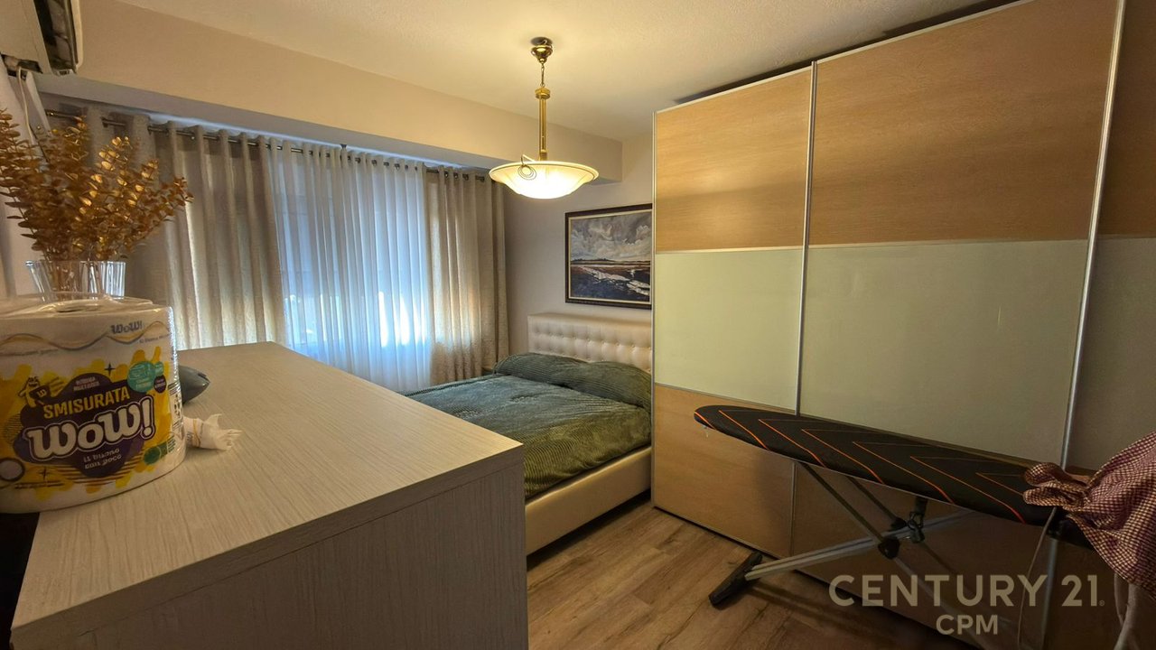 Shitet apartament 2+1+2 tek Rruga Naim Frasheri