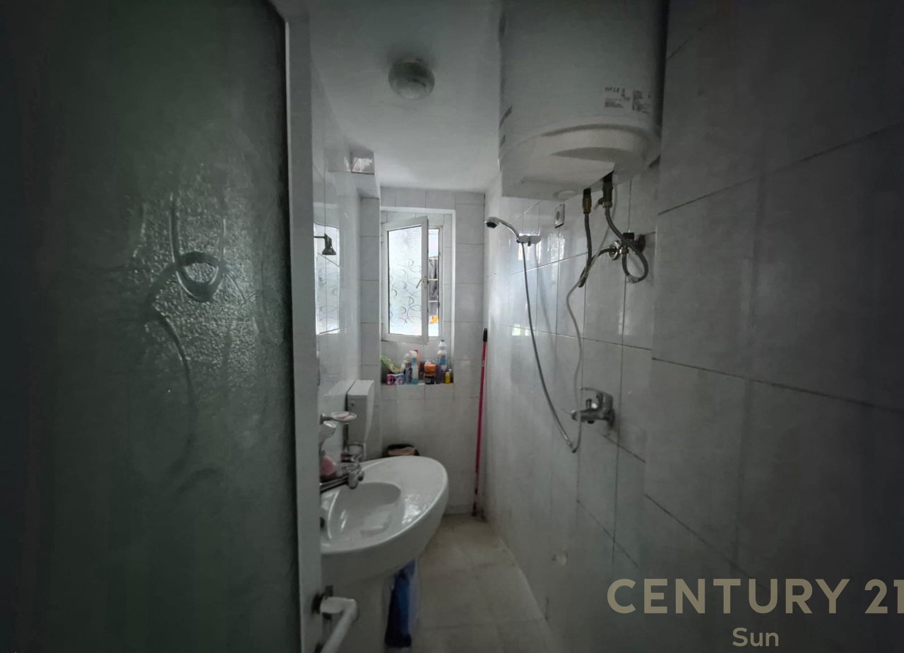 Appartamento 1+1 in vendita – Via Kavaja, vicino a Garden Building | €130.000