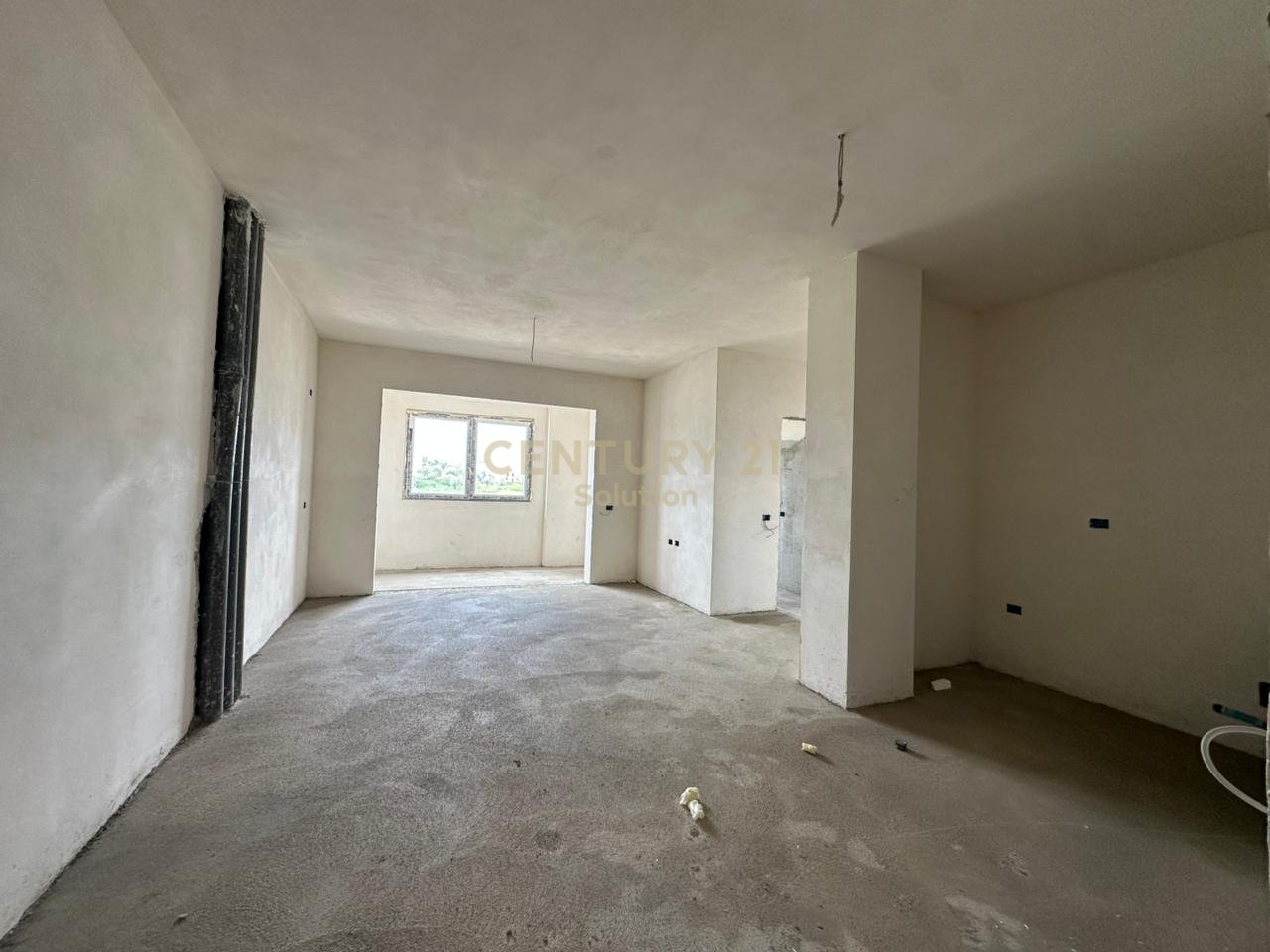 SHITET APARTAMENT 2+1 NE PASKUQAN!