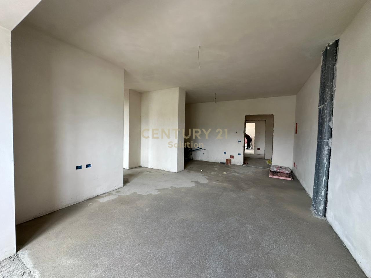 SHITET APARTAMENT 2+1 NE PASKUQAN!