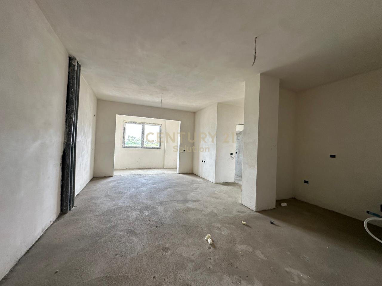 SHITET APARTAMENT 2+1 NE PASKUQAN!