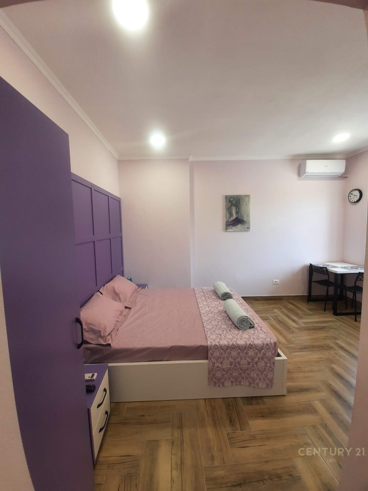 SHITEN 2 GARSONIERE TEK STADIUMI DINAMO!