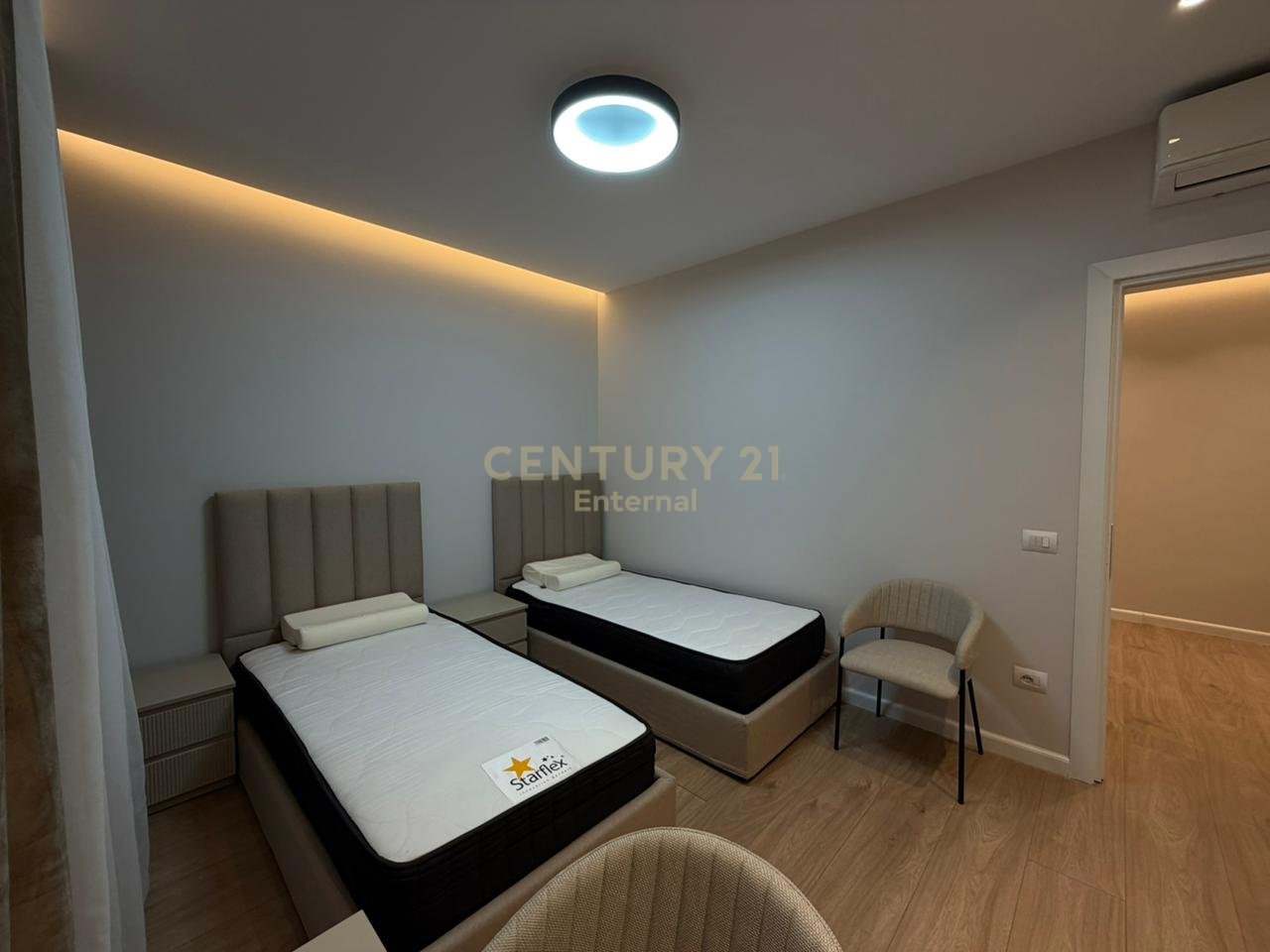 Super Appartamento 2+1+2 in Affitto al Golden Tower – Via Mine Peza, Tirana