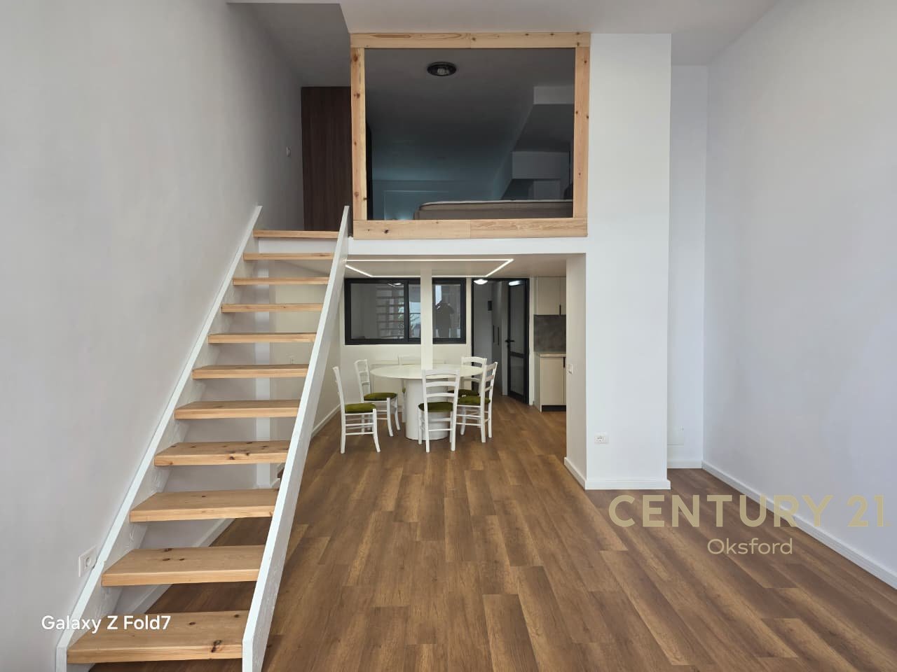 SHITEN 2 APARTAMENTE LOFT TE ARDENO