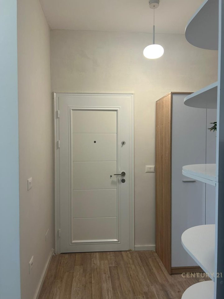 1+1 ME QERA TE KOMUNA E PARISIT.