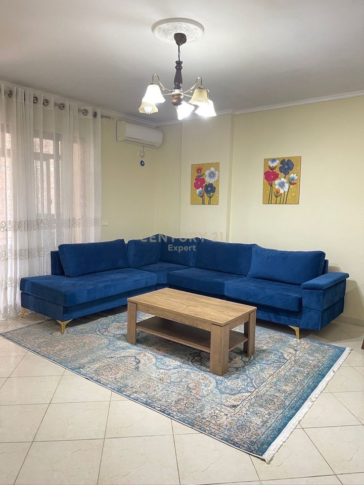 FOR RENT 1+1 APARTMENT NEAR SELVIA