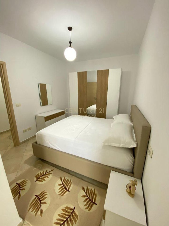 Apartament 2+1 me Qira pranë Hotel Marinaj, Unaza e Re!