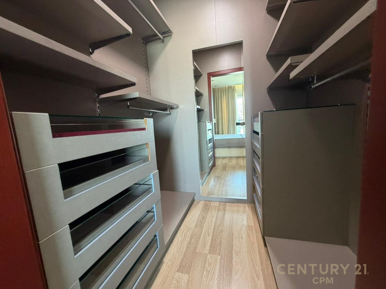 Appartamento 2+1 in affitto ad Ambasador 3