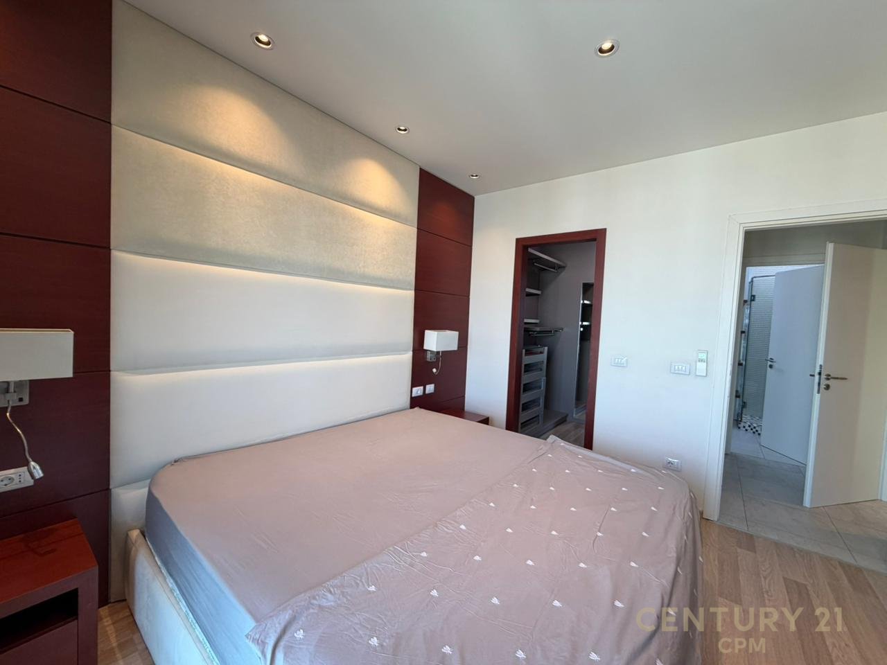 Appartamento 2+1 in affitto ad Ambasador 3