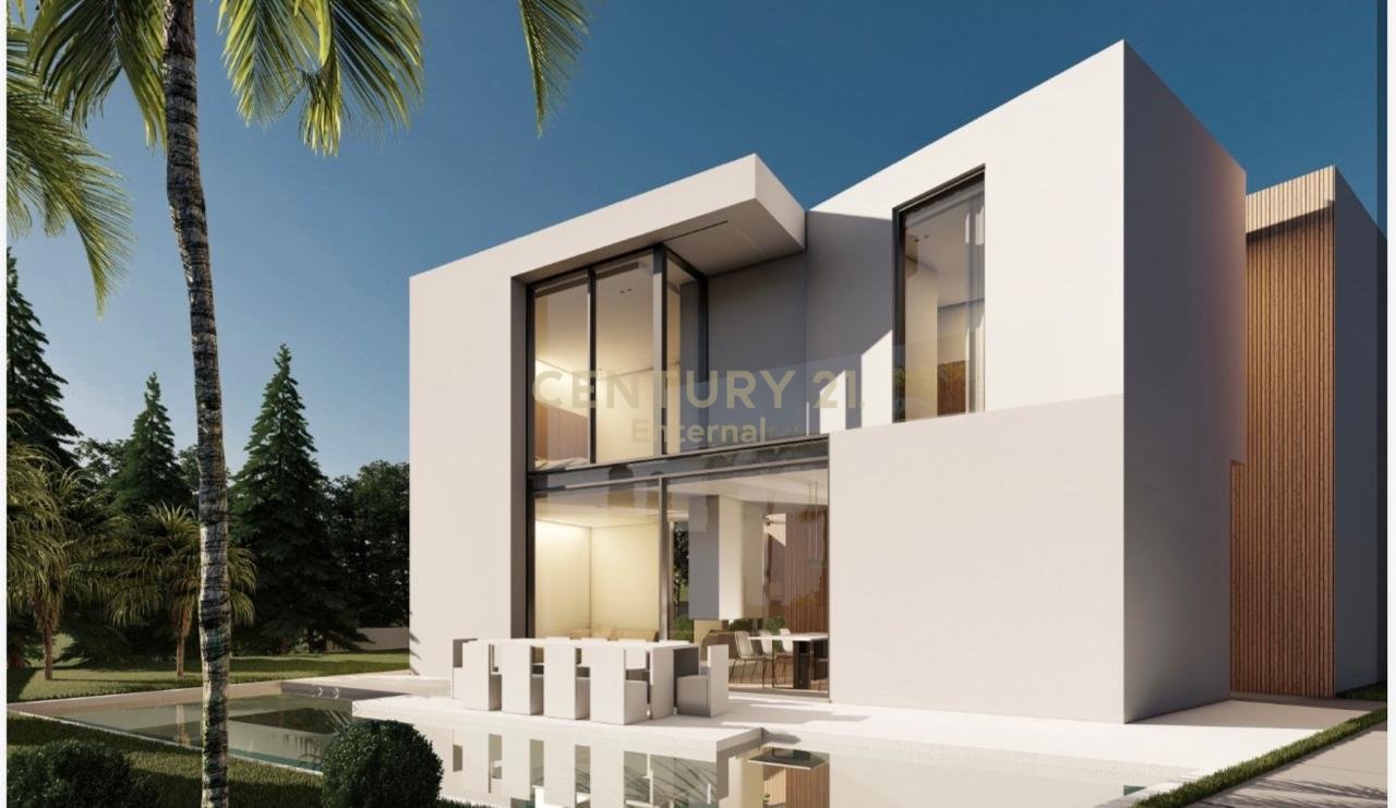 Casa in vendita con piscina a Farke (Daias)