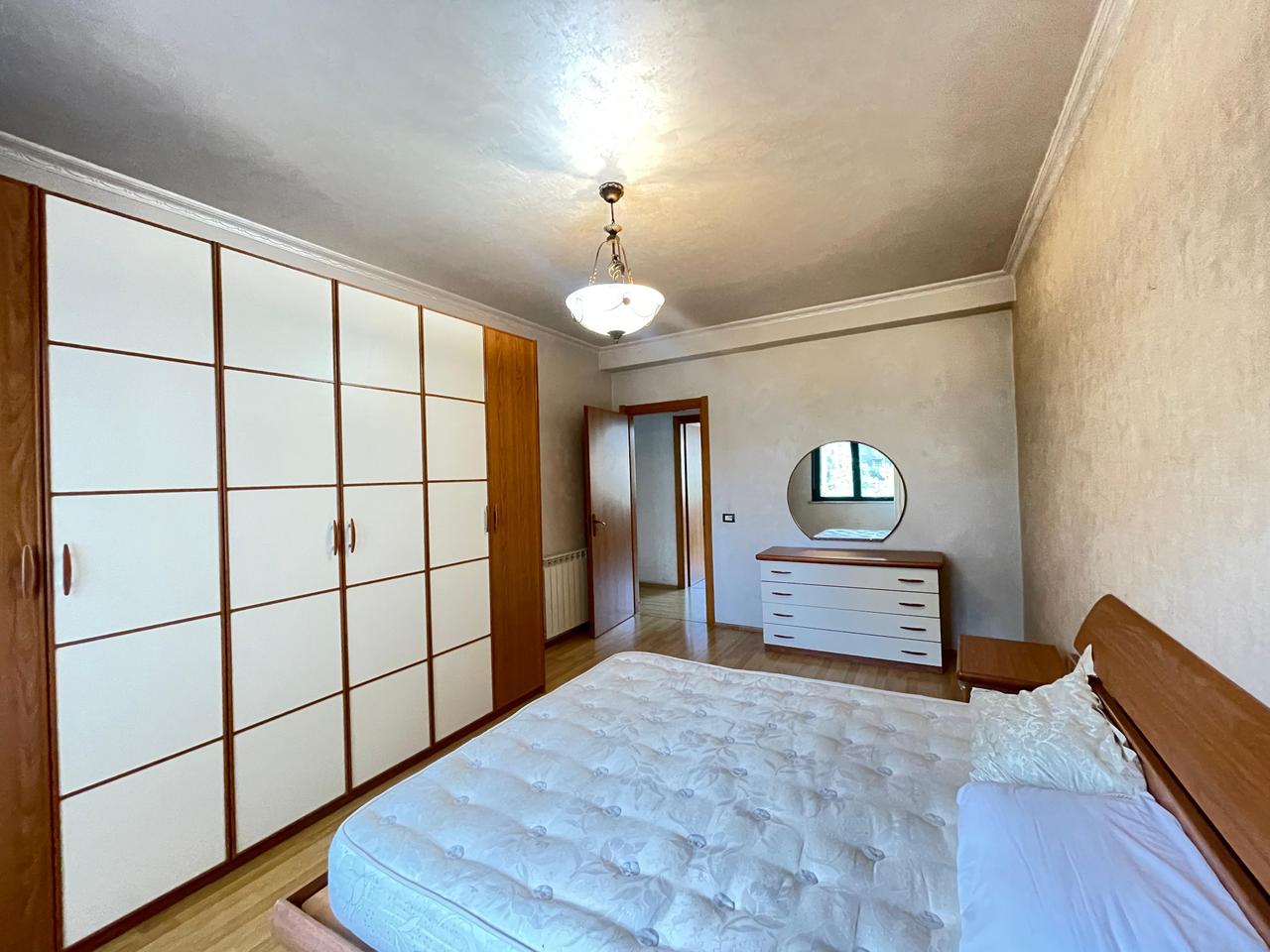 APARTAMENT 3+1+2 PER QIRA TEK ZOGU I ZI!