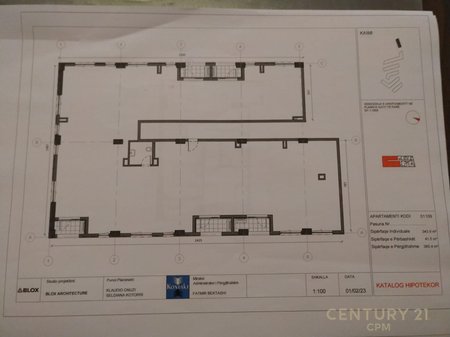 Commercial unit for rent!