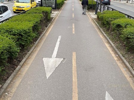 OFFICE FOR SALE ON KAVAJES ROAD!