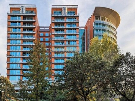 Shitet Apartament 3+1+Parkim Galeria ETC!