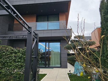 SUPER VILE 4 KATESHE PER QIRA TEK LUMINOR RESIDENCE PRANE TEG!