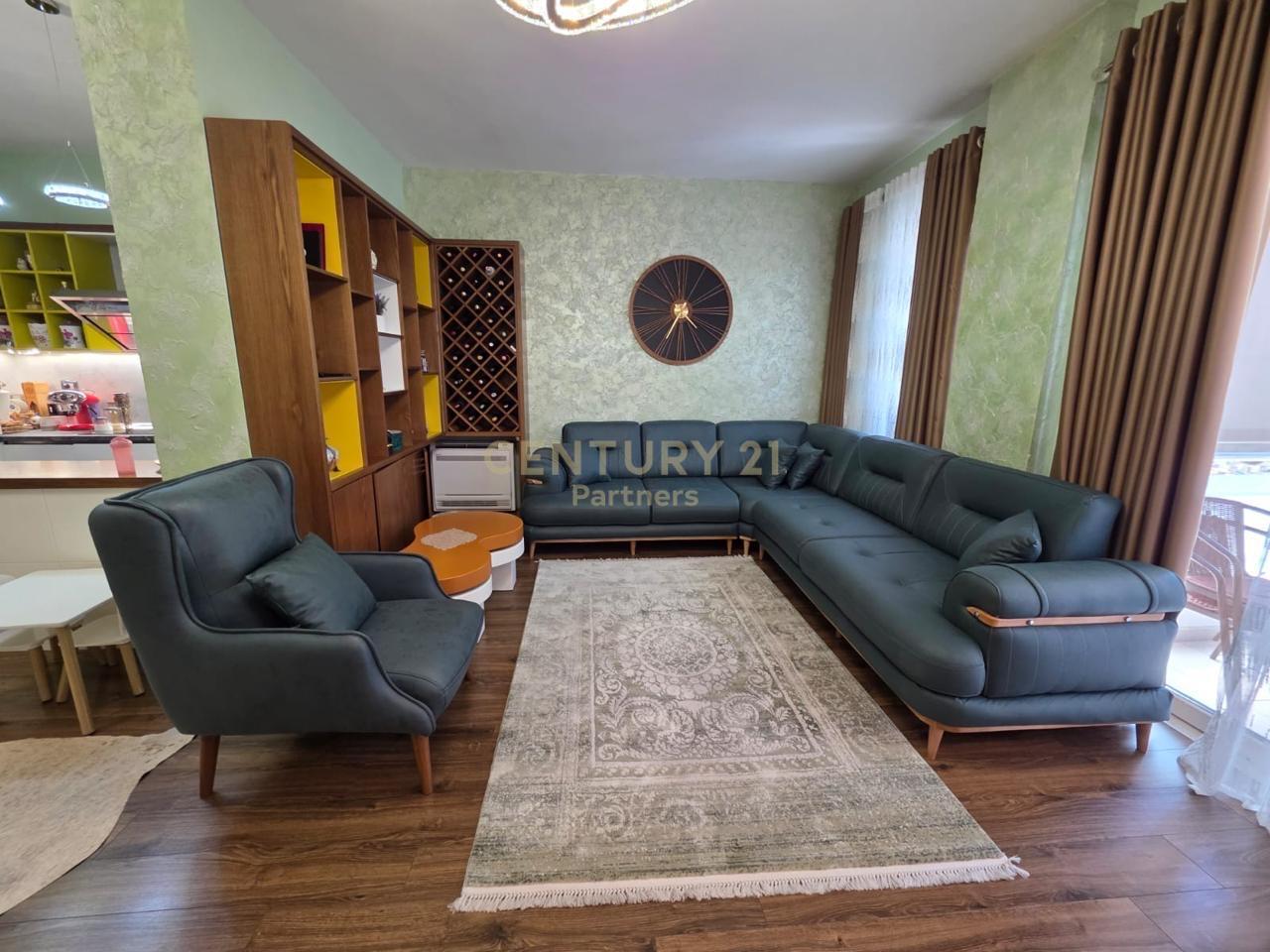 JAPIM ME QIRA APARTAMENT 2+1 NE FRESK !