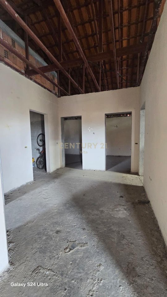 SHITET VILE 2 KATESHE NE ARAPAJ , DURRES  !!