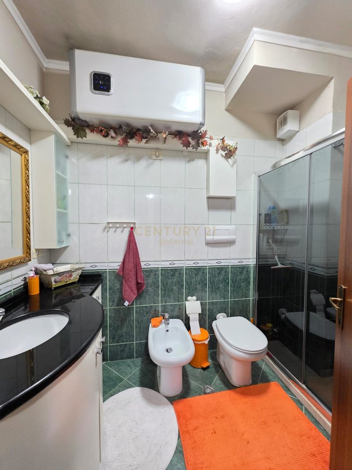 Apartment 2+1+2 for Sale at Kodra e Diellit