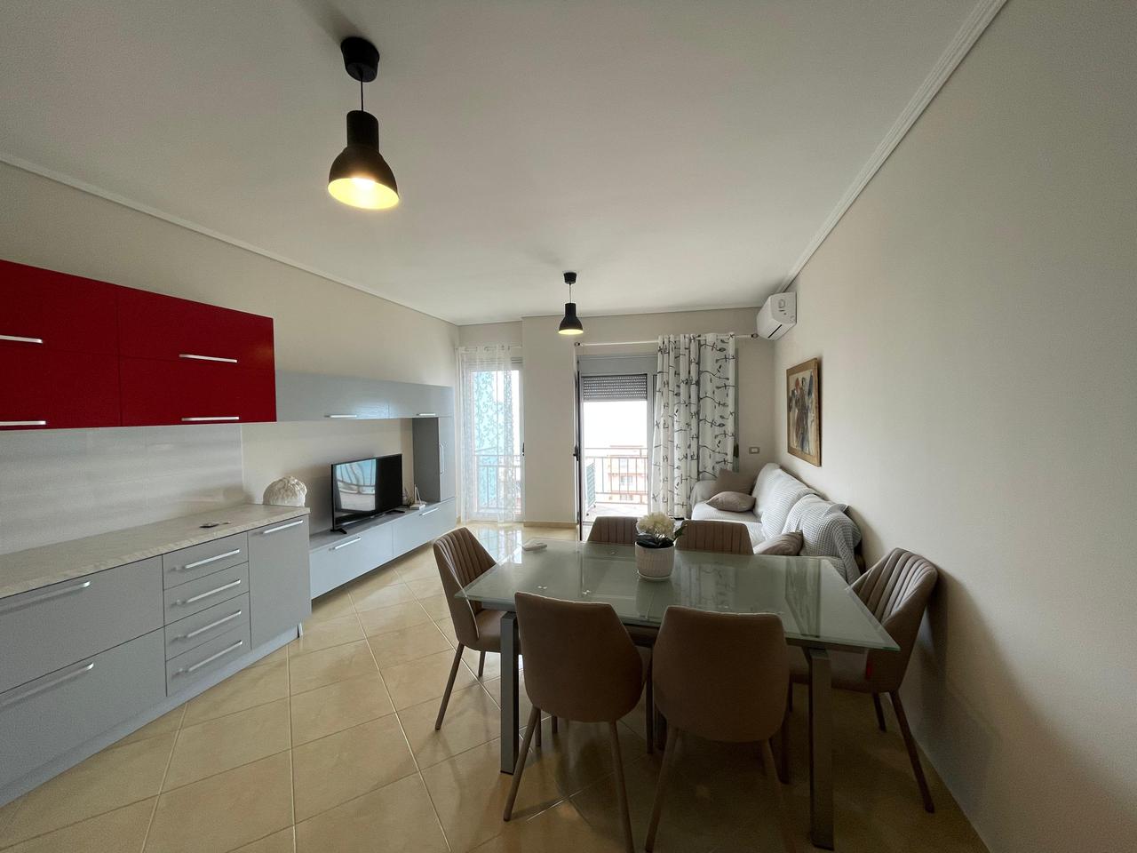 SHITET APARTAMENT 2+1+2 NE VLORE!