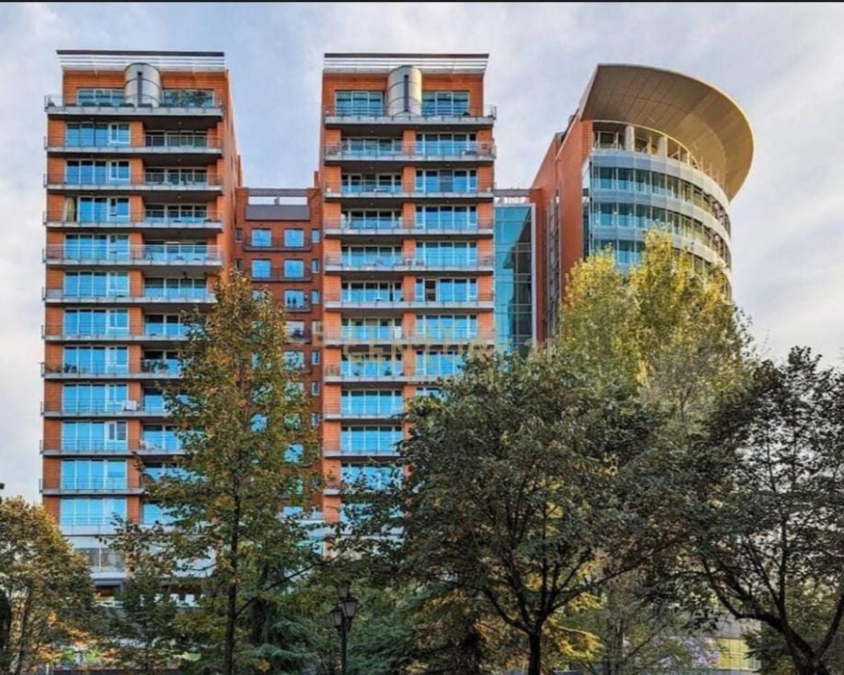 Shitet Apartament 3+1+Parkim Galeria ETC!