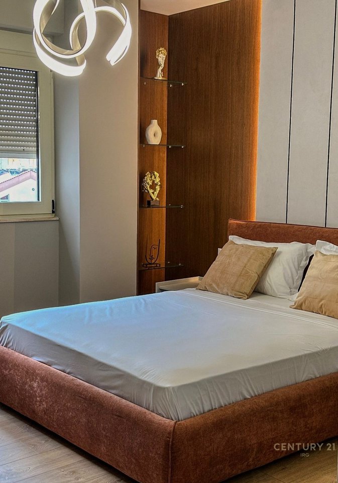 Shitet apartament modern 1+1 ne zonen e plazhit, Durres!