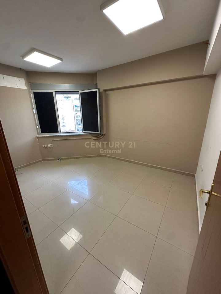 Halili Complex - 300m2 Commercial Space for Rent