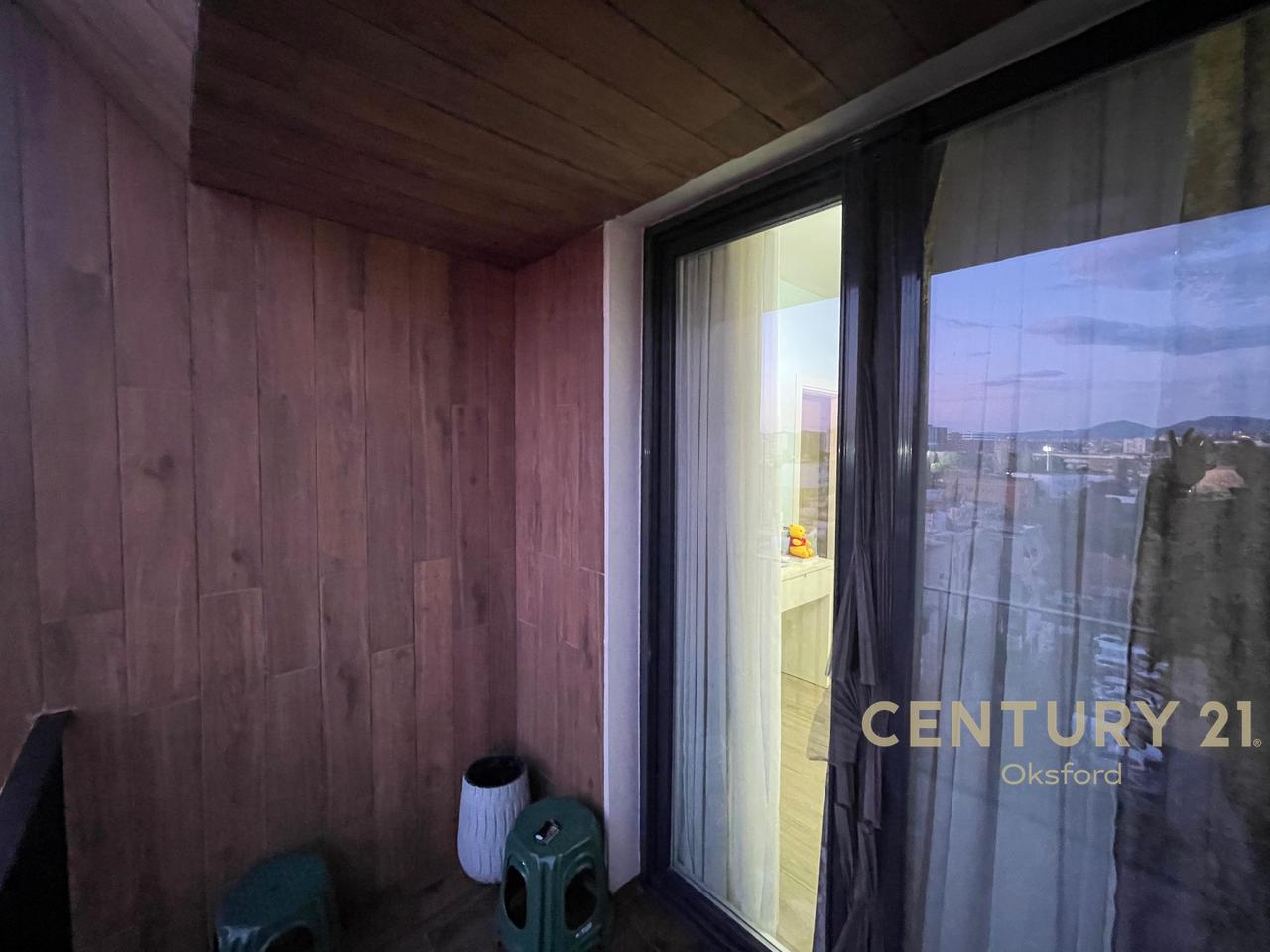 SHITET APARTAMENT 2+1 TE SHKOLLA E BASHKUAR