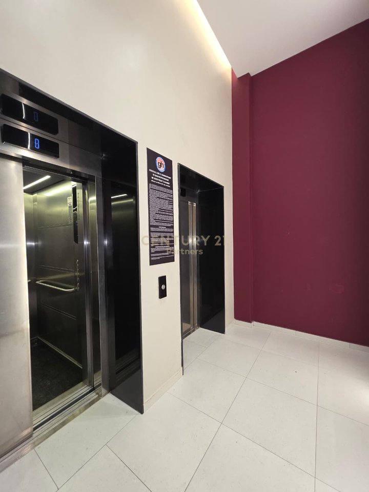 OKAZION - SHESIM APARTAMENT 2+1+2 – KOMUNA E PARISIT PRANE BAR "OSLO"