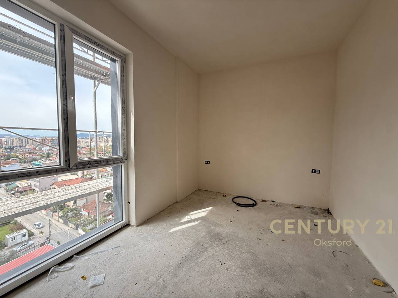 SHESIM APARTAMENT 1+1,TEK ISH FUSHA E AVIACIONIT!