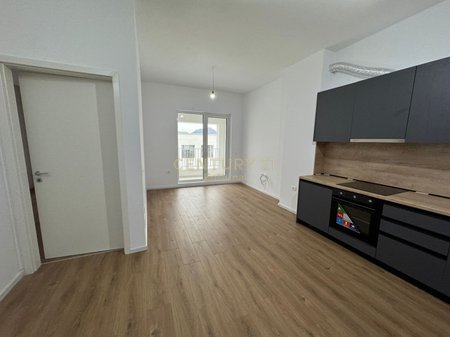 Ali Demi - Jepet 1+1 Per Zyra Tek Rezidenca Kaimi