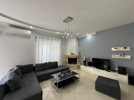 Apartament 3+1+2 Per Qira Tek Vilat Gjermane.