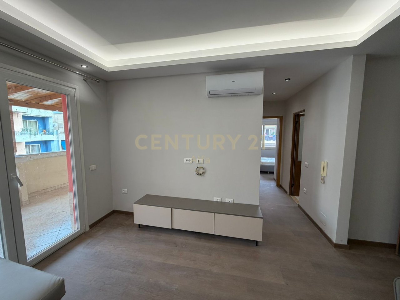 2+1 apartment for rent in the Astiri area, near Vila L!