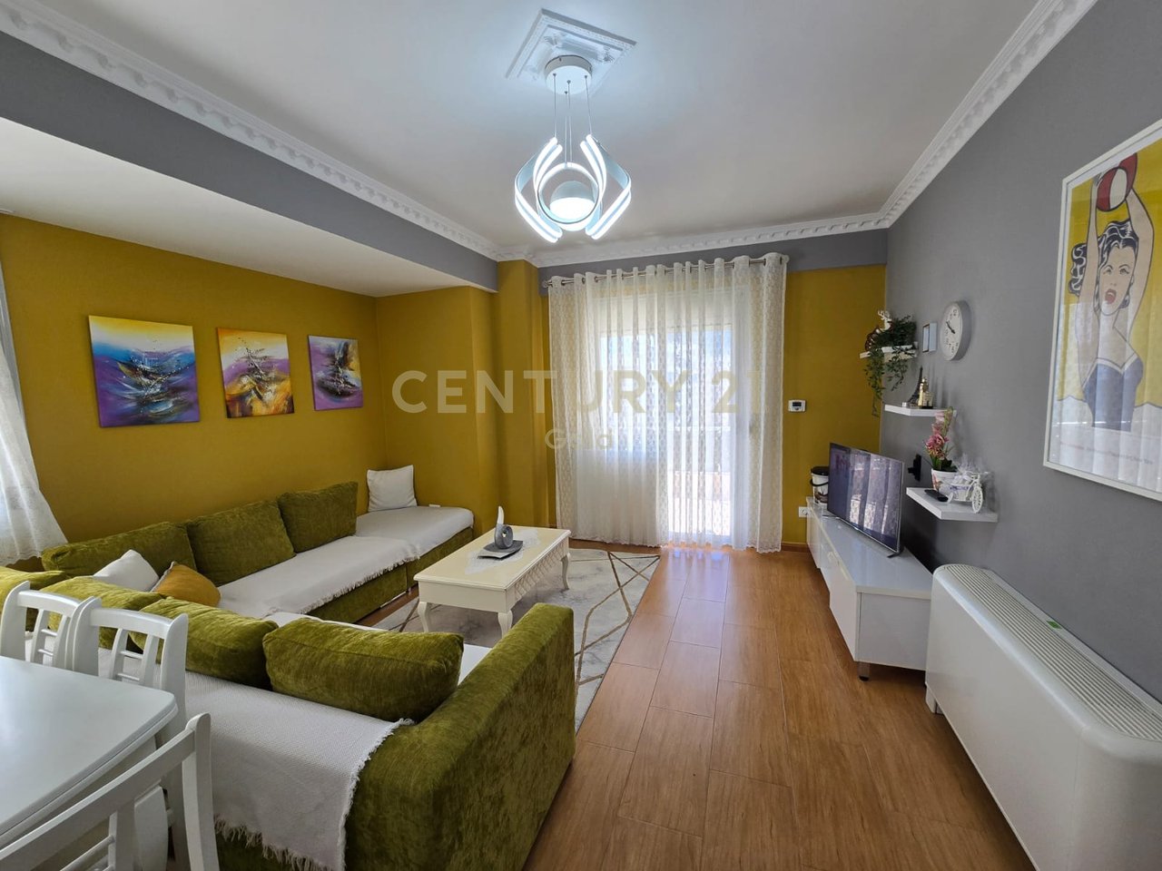APARTMENT 1+1 FOR SALE WITH SEA VIEW ON THE PROMENADE, VLORE !