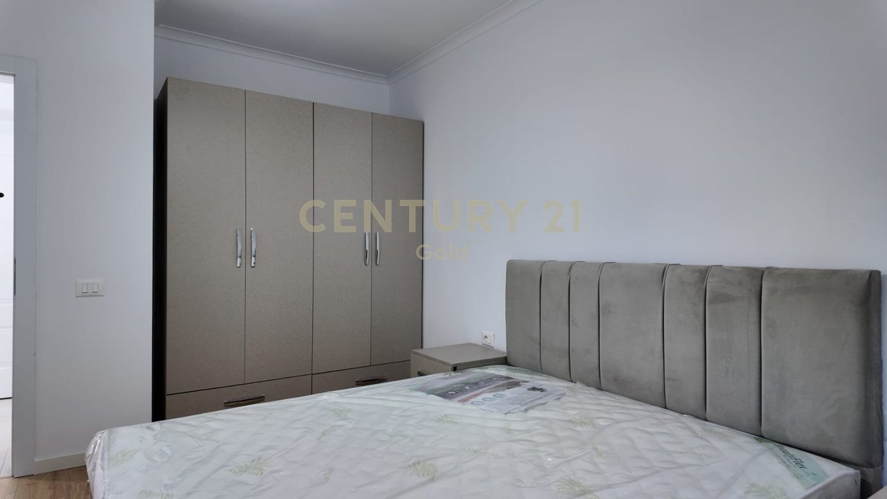 JEPET ME QIRA APARTAMENT 1+1 PRANE XHAMLLIKUT !