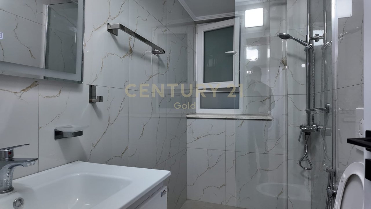 JEPET ME QIRA APARTAMENT 1+1 PRANE XHAMLLIKUT !