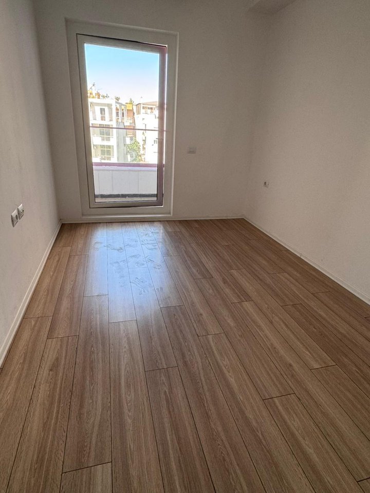 2+1 Apartment for Rent in Ali Demi, Tirana - 350€ | 72 m²