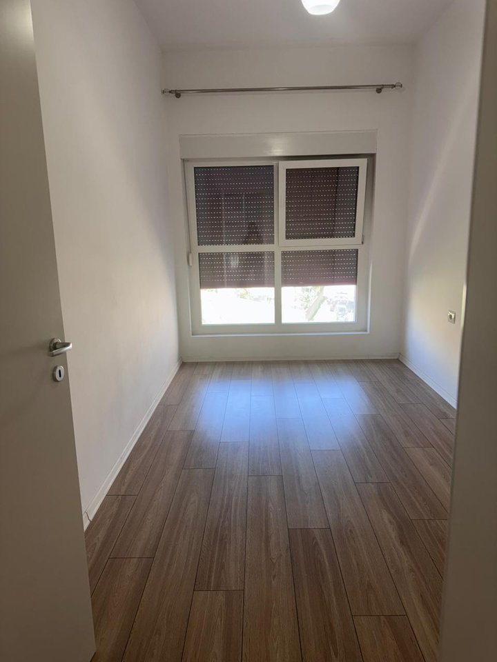 2+1 Apartment for Rent in Ali Demi, Tirana - 350€ | 72 m²