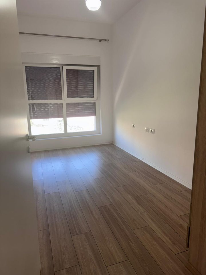 2+1 Apartment for Rent in Ali Demi, Tirana - 350€ | 72 m²