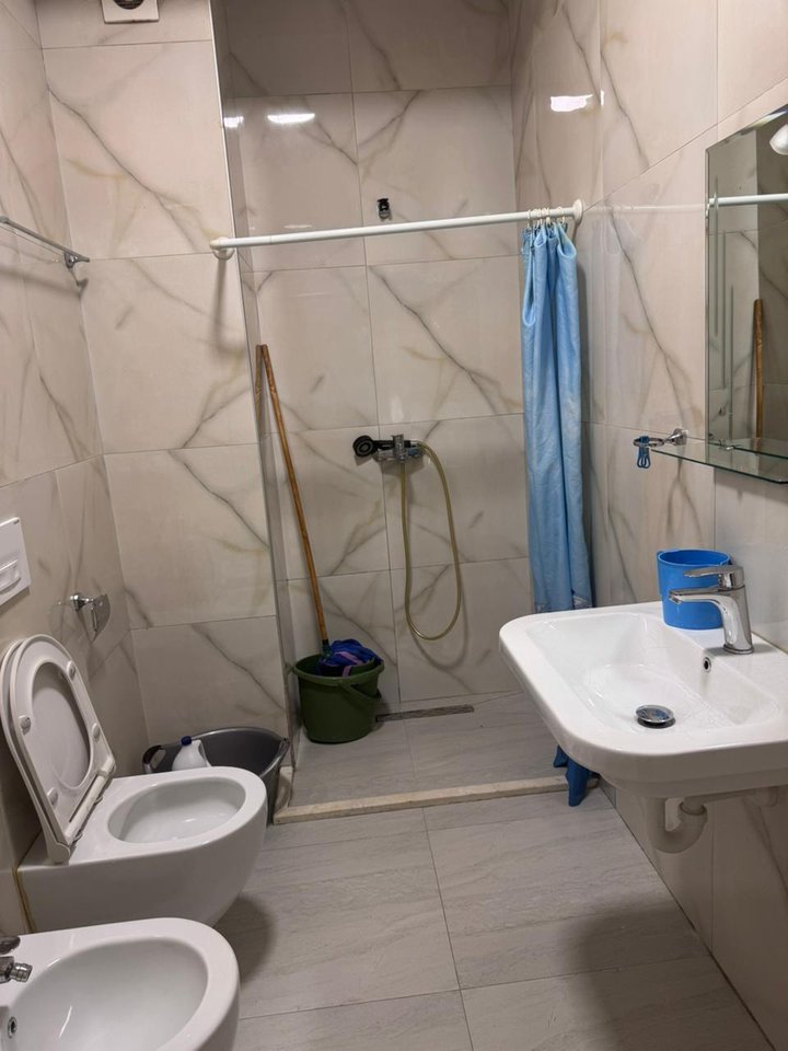 Apartament 1+1 Me Qira në Ali Demi, Tiranë - 350€ | 50 m²