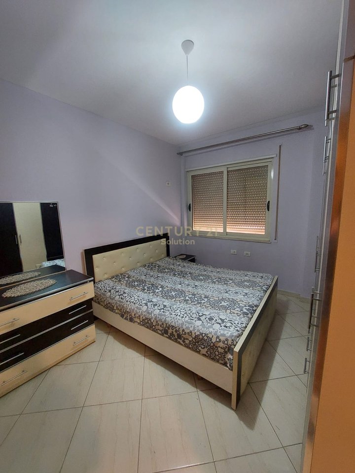 APARTAMENT 2+1+2 PER QIRA NE ASTIR!
