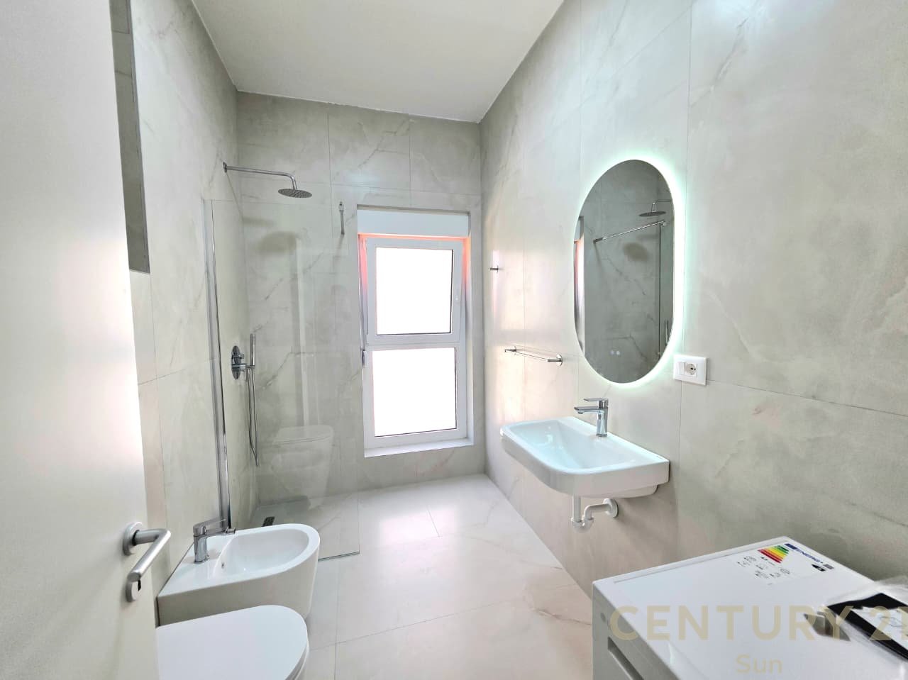 Apartment 1+1 for rent at Kadiu Residence, Ali Demi