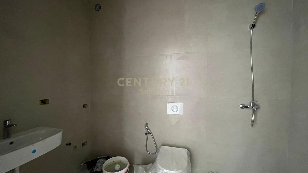 SHESIM APARTAMENT 1+1+ POST PARKIMI TEK UNIVERS CITY !