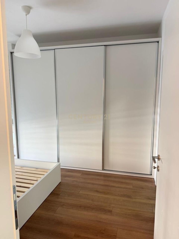 🏢 Univers City Apartament 3+1+2 me Qira!